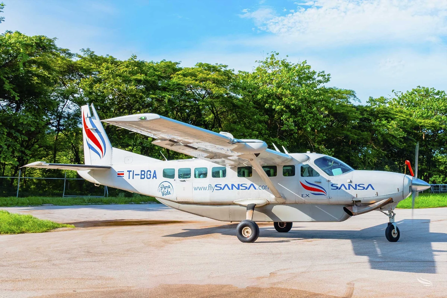 Domestic flight · Costa Rica